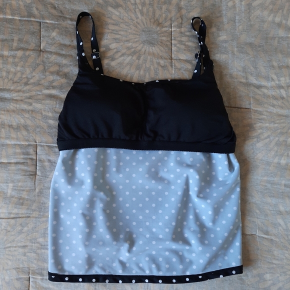 Basic Editions NWT swim top size 14 - Picture 7 of 14